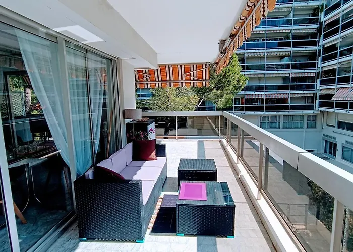 Ara 40M2 Classe Immense Terrasse 35 M2 Piscine Antibes Juan Parking