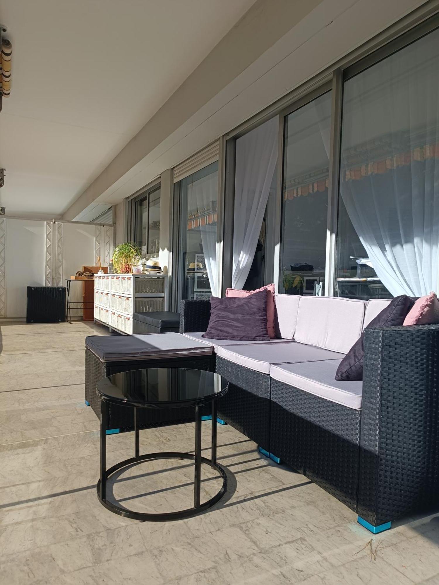 Apartment Ara 40m2 Classe Immense Terrasse 35 M2 Piscine Juan Parking Antibes